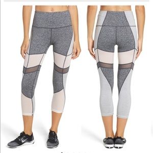 BNWT sz XS Zella crop leggings